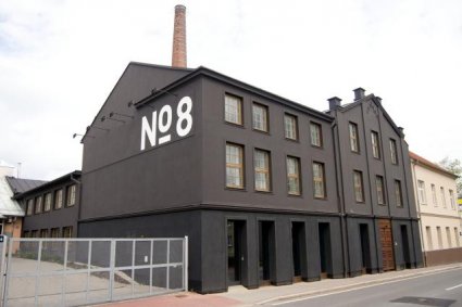 NO8