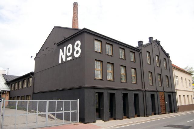 NO8